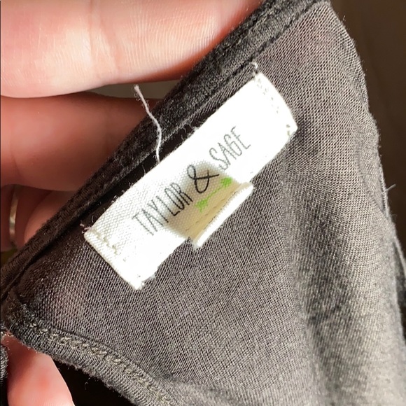 Taylor & Sage Halter Top - Picture 5 of 5